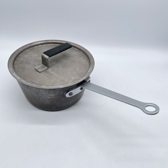 Vollrath 67303 3.75 Qt Aluminum Sauce Pan w/ 67313 Lid NSF Commercial USA - Picture 1 of 11